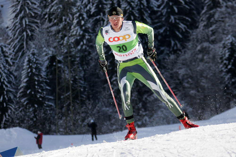 The costume disciplinarian speaks:  Is it better to look good than to ski fast?