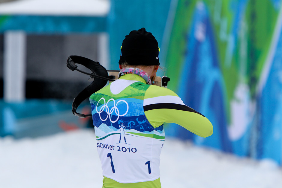 Despite Mistake, Neuner Holds On for Gold