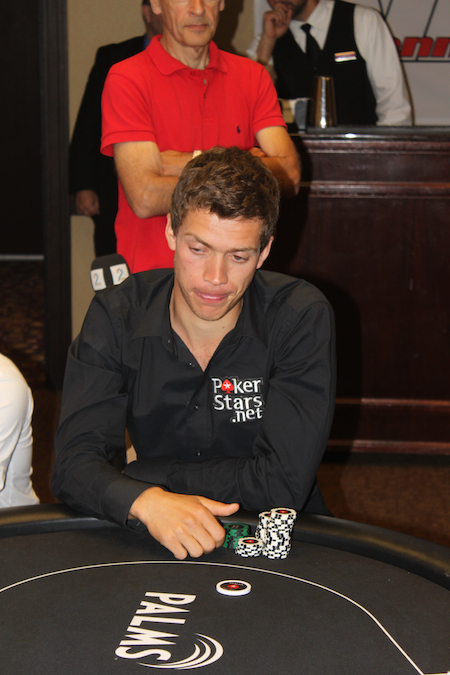 Hellner Takes Round One of Vegas Extravaganza