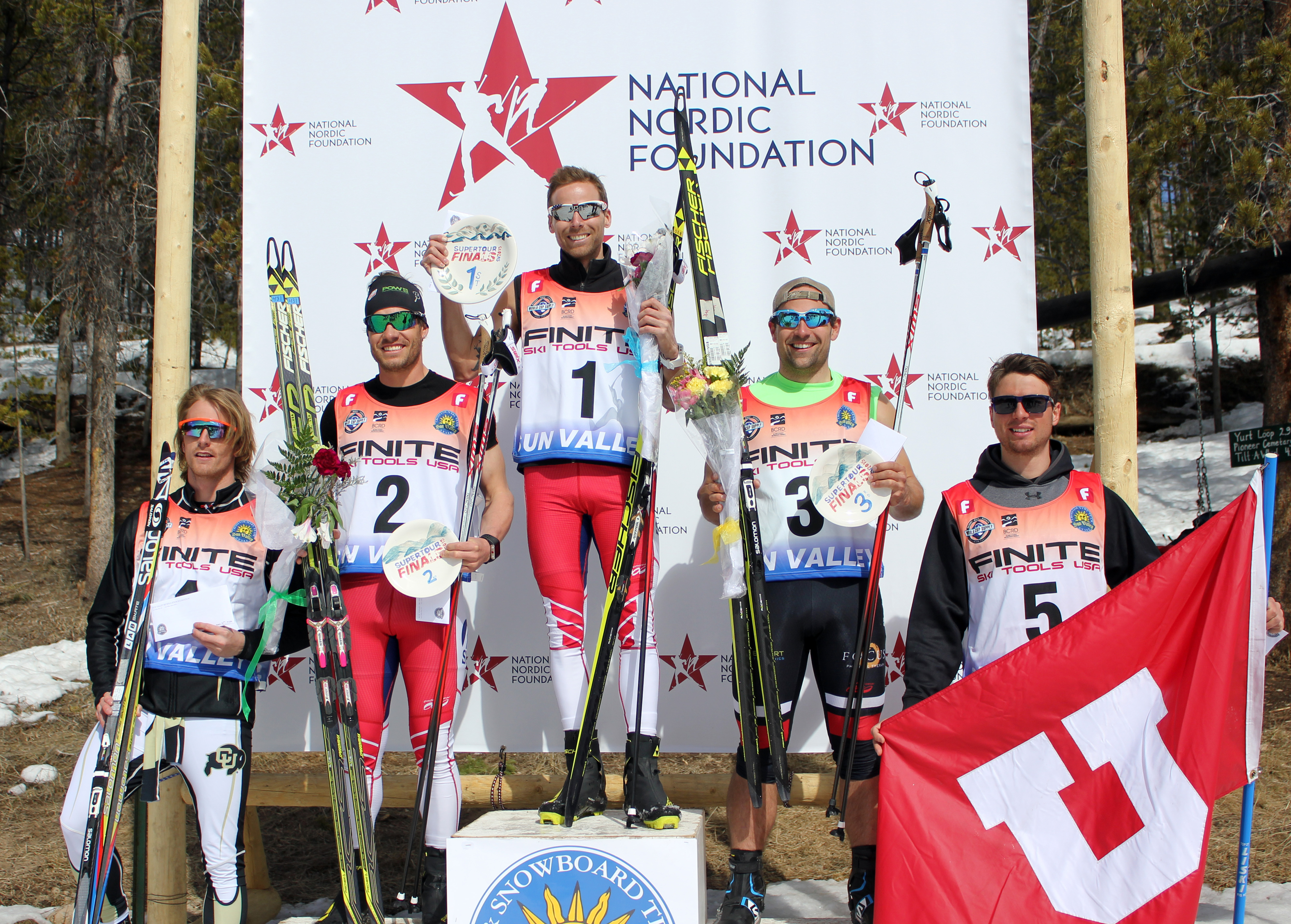Newell Claims Tactical Win Over Teammate Hamilton in SuperTour Finals Sprint