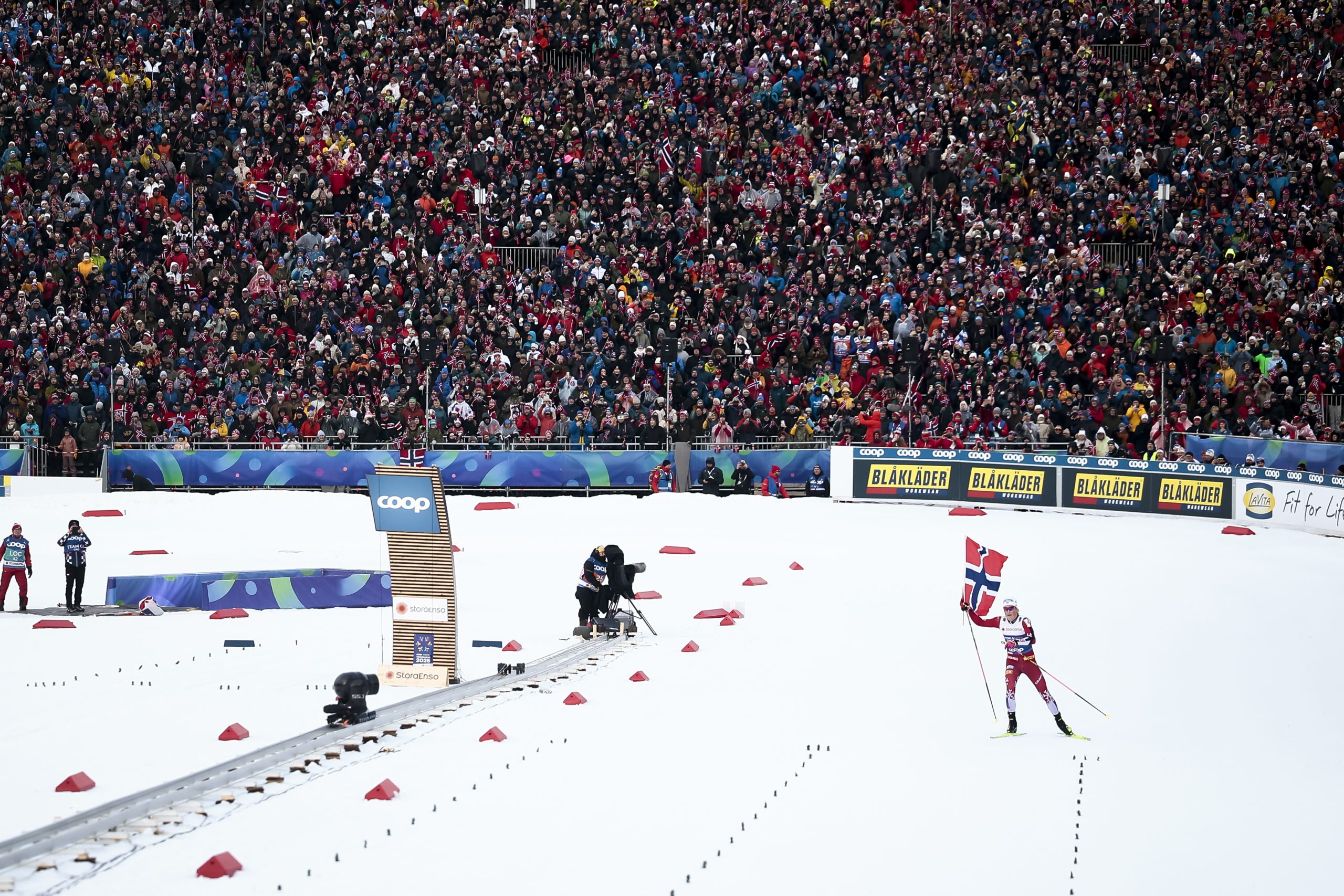 Fast Tracks: World Champs—Norway Delights Home Crowd—Press Conference