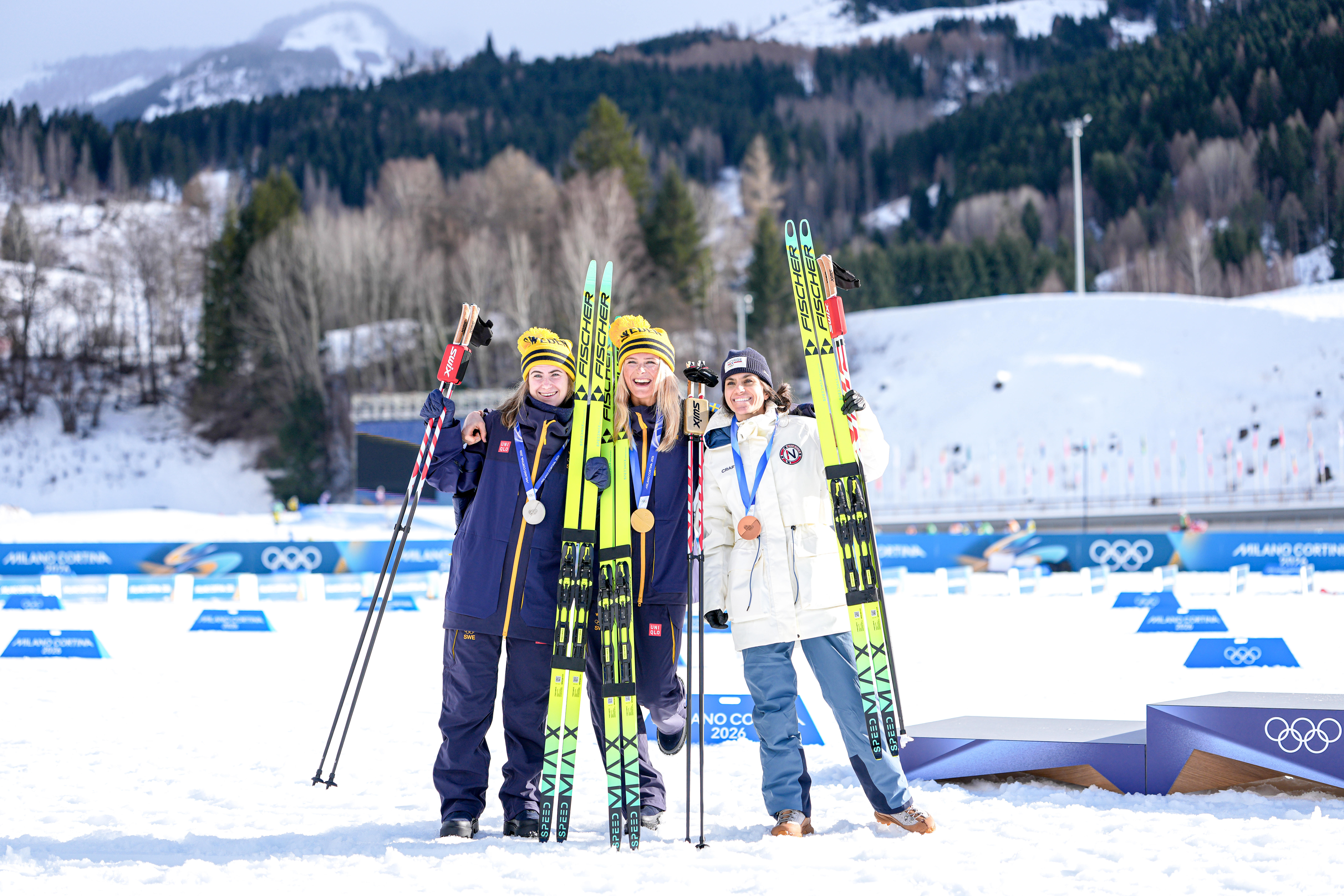 Fast Tracks: IOC – Olympic Women’s Skiathlon – Podium Press Conference